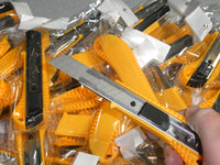 
              50 x Box Cutters Utilities Knives Large 151mm Long Yellow Wholesale
            